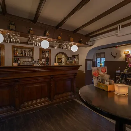 Fletcher Restaurant De Geulvallei מלון Valkenburg aan de Geul