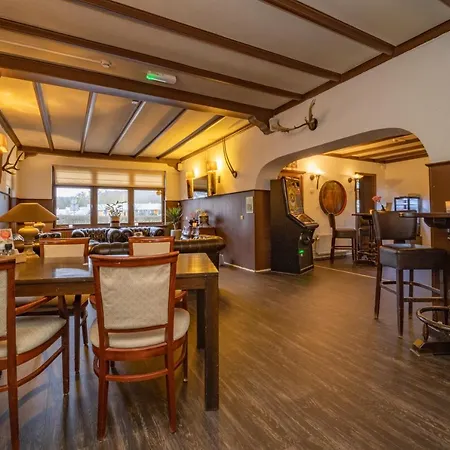 מלון Fletcher Restaurant De Geulvallei 3*