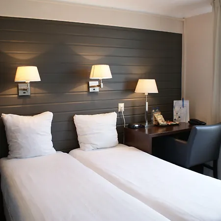 Fletcher Restaurant De Geulvallei Otel 3*